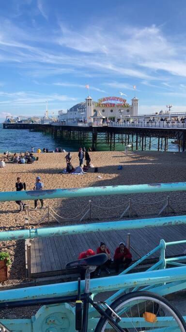 Ferienwohnung Driftwood By The Sea Hove Exterior foto